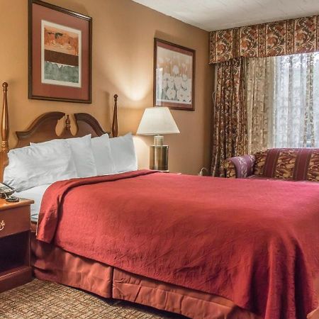 Fairbridge Inn & Suites Poconos Stroudsburg Eksteriør billede